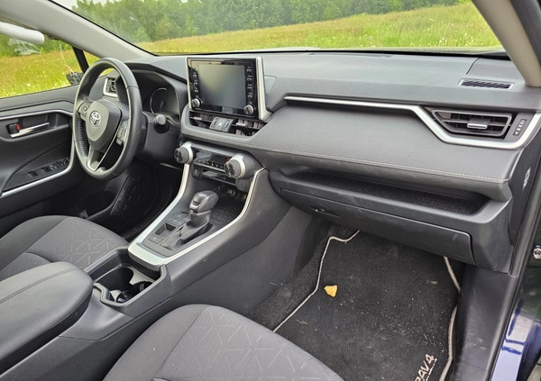 Toyota RAV4 cena 65700 przebieg: 81000, rok produkcji 2020 z Biała Piska małe 79
